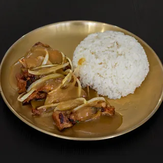 咖哩雞扒飯