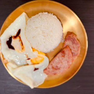 餐肉煎蛋飯