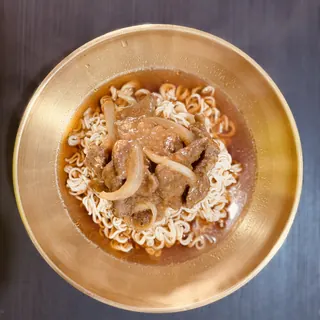 沙爹牛肉麵