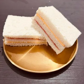 草莓起司三明治